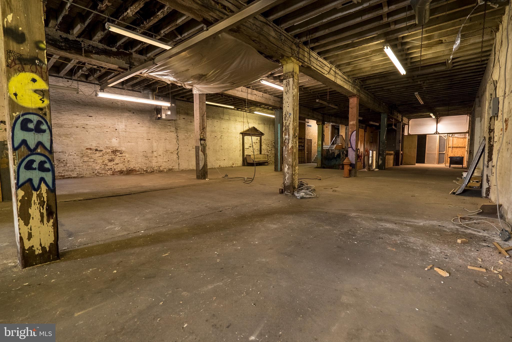 OLDE KENSINGTON - Commercial Sale