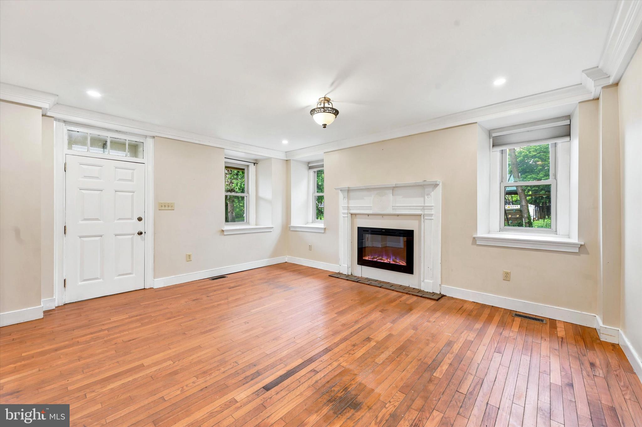 WESTWOOD - Residential