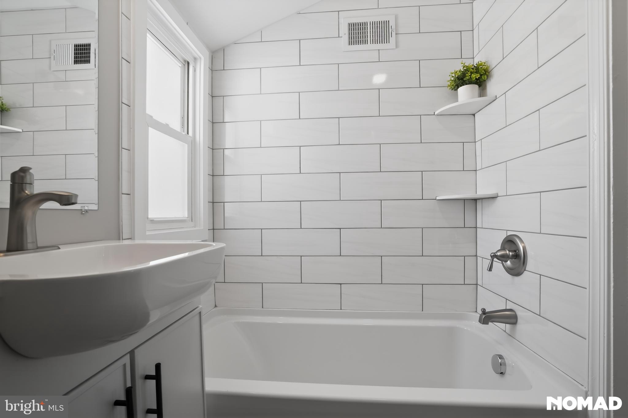 RIDLEY FARMS - Residential