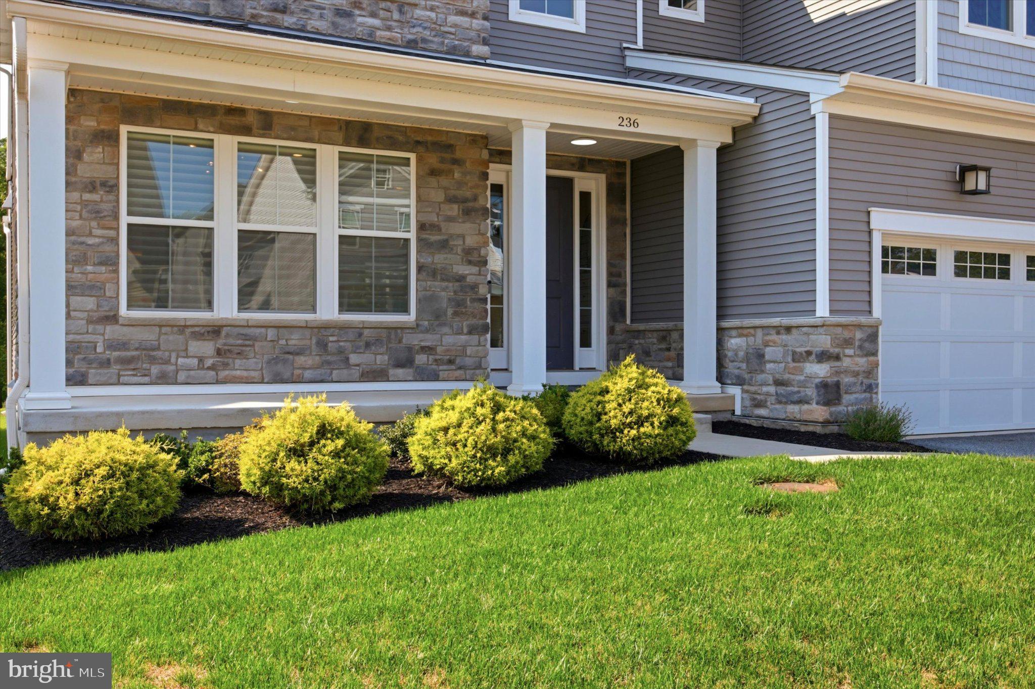 236 LILY LANE