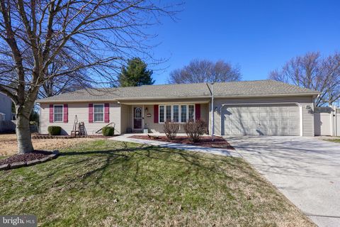2552 MANOR ROAD YORK PA 17408