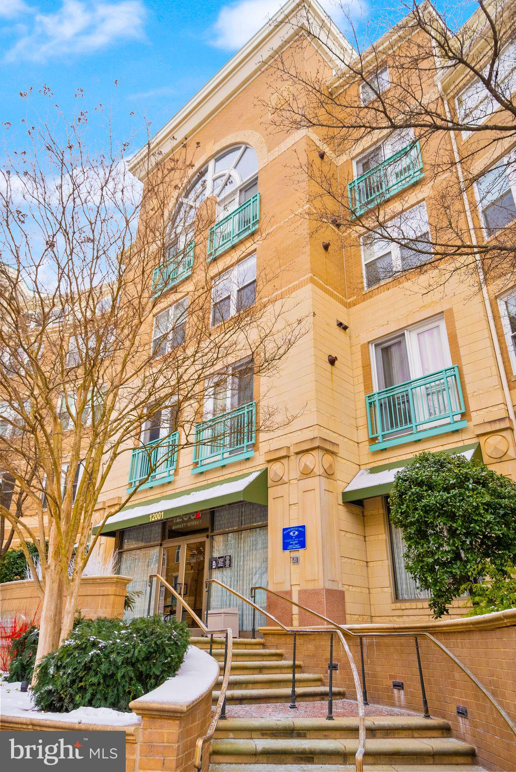 MARKET STREET AT TOWN CENTER - Residential