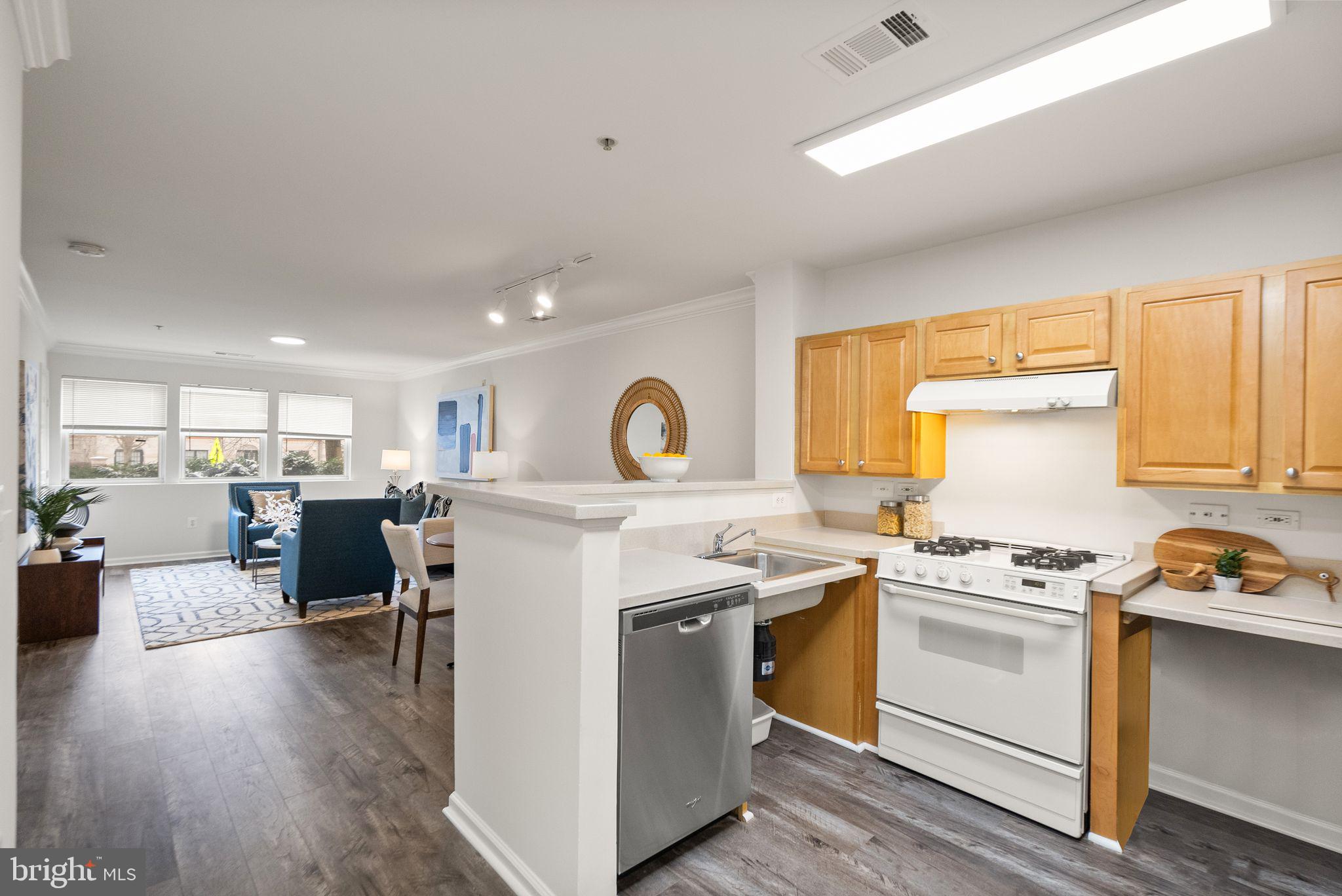 MARKET STREET AT TOWN CENTER - Residential