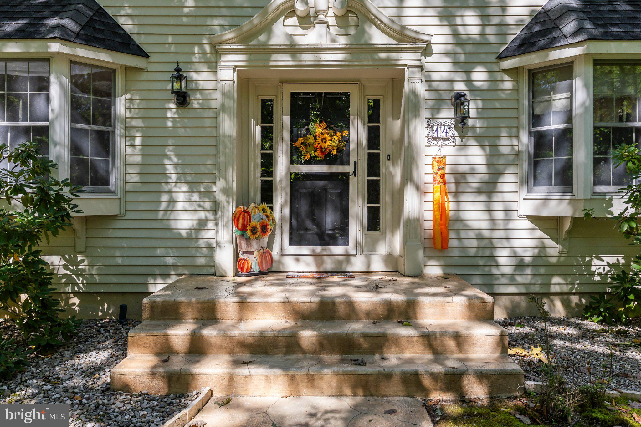 14 WETHERSFIELD DRIVE