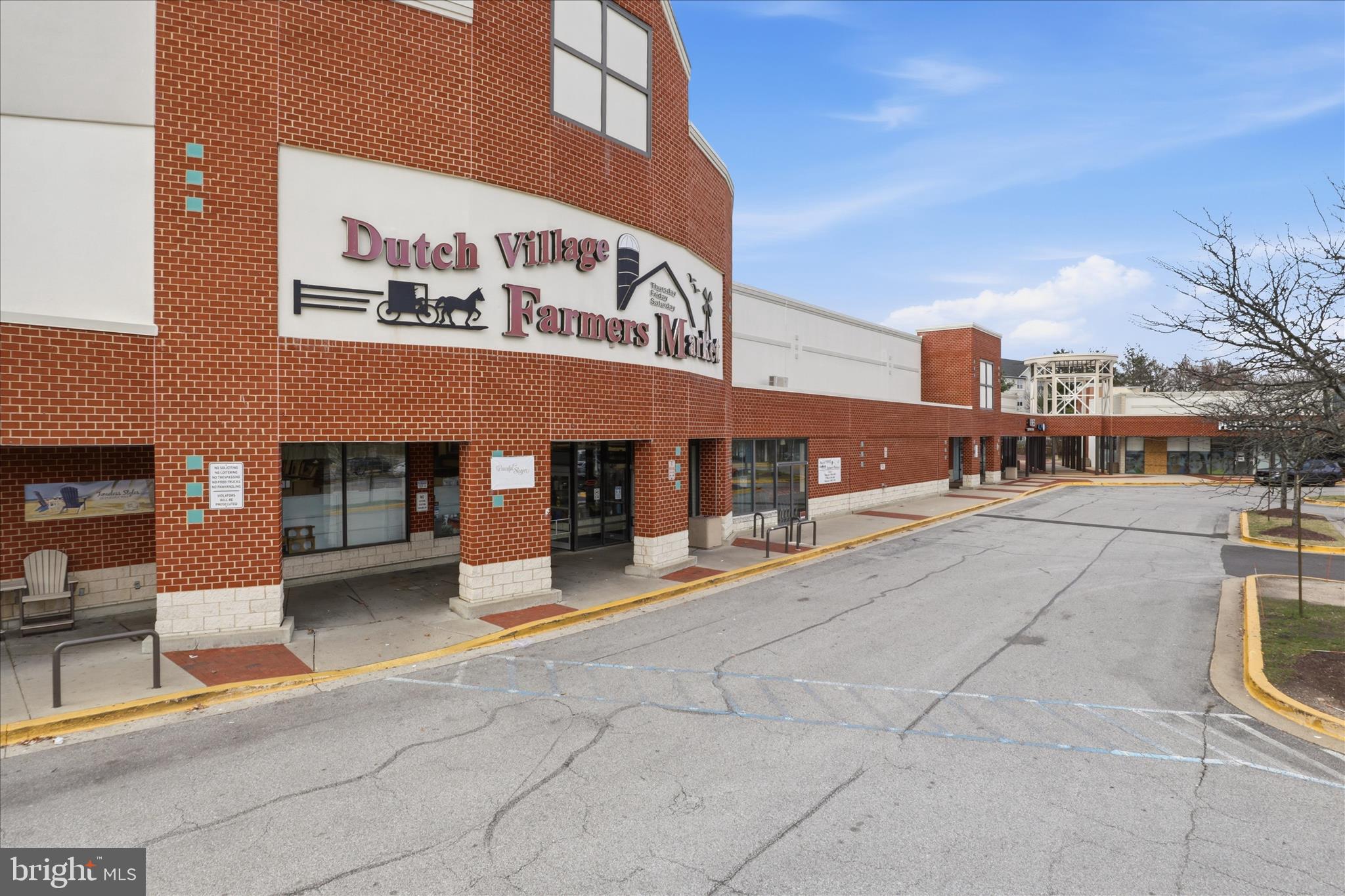 KINGSLEY HALL - Residential