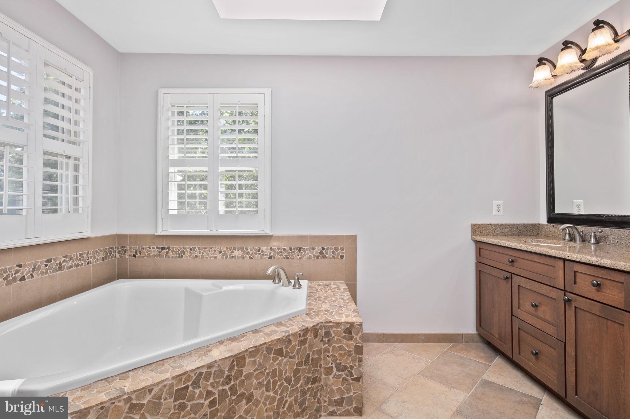 FARMWELL HUNT - Residential