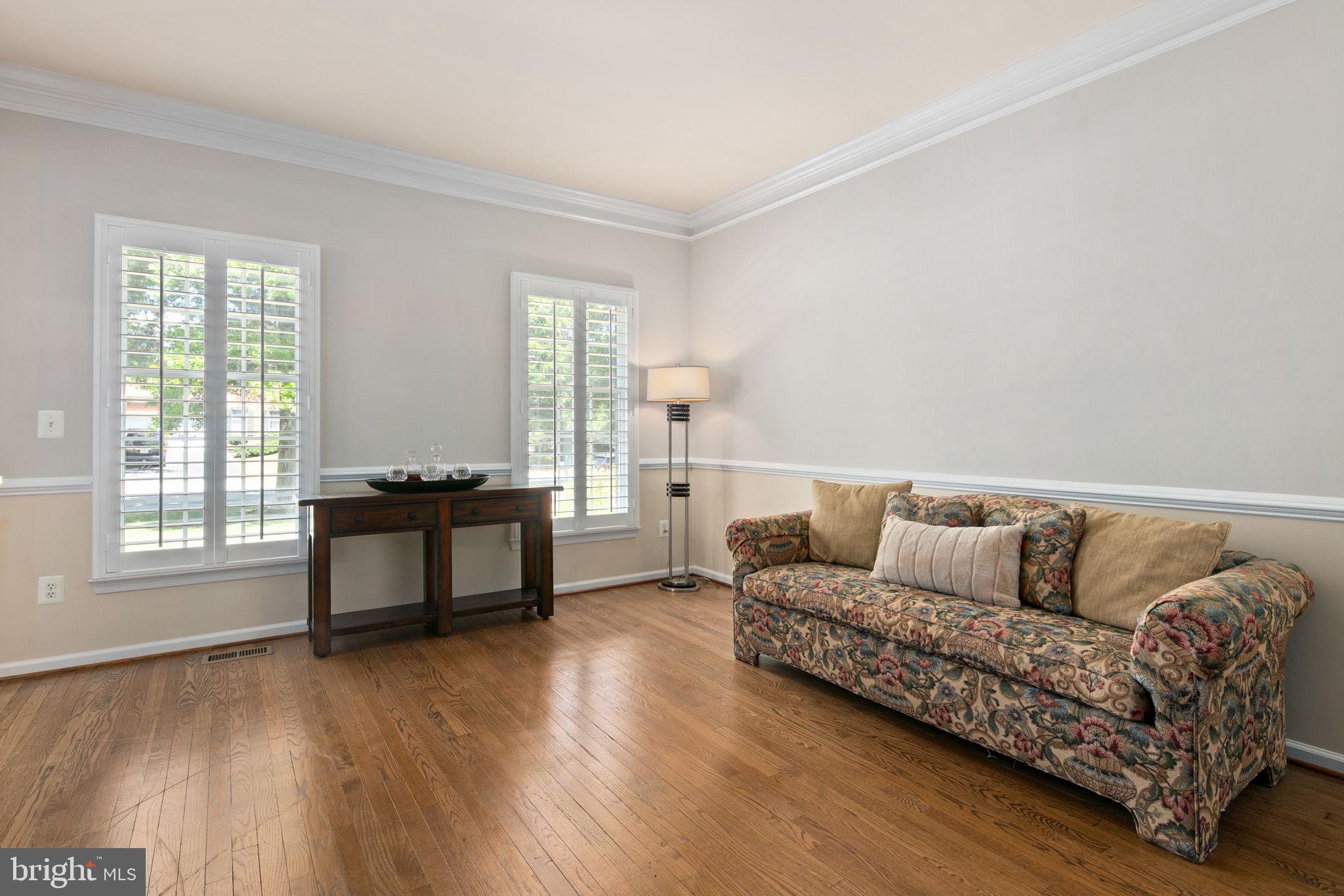 FARMWELL HUNT - Residential