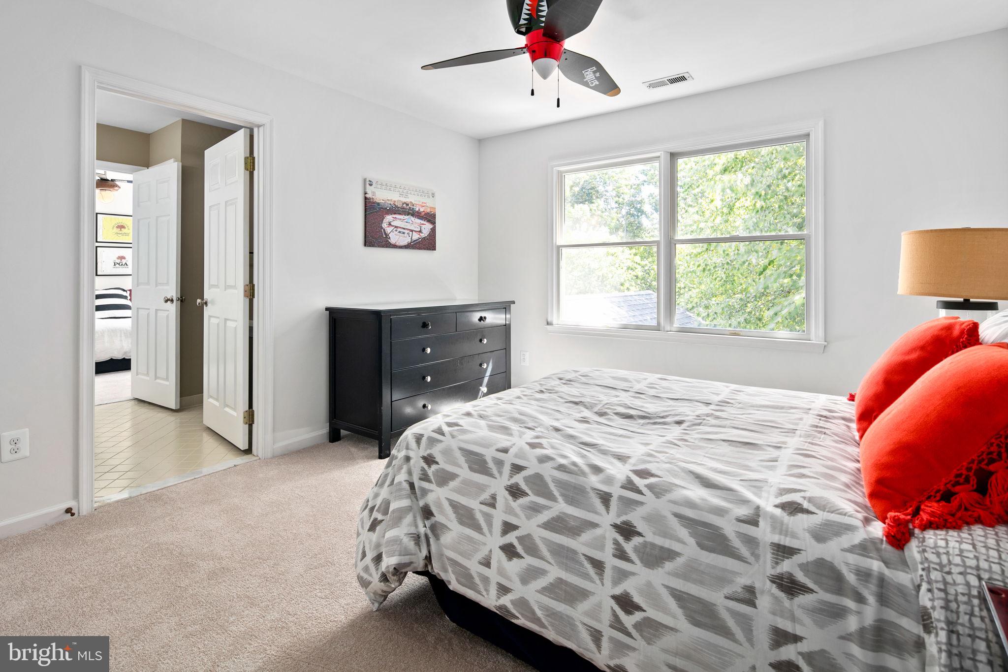 FARMWELL HUNT - Residential