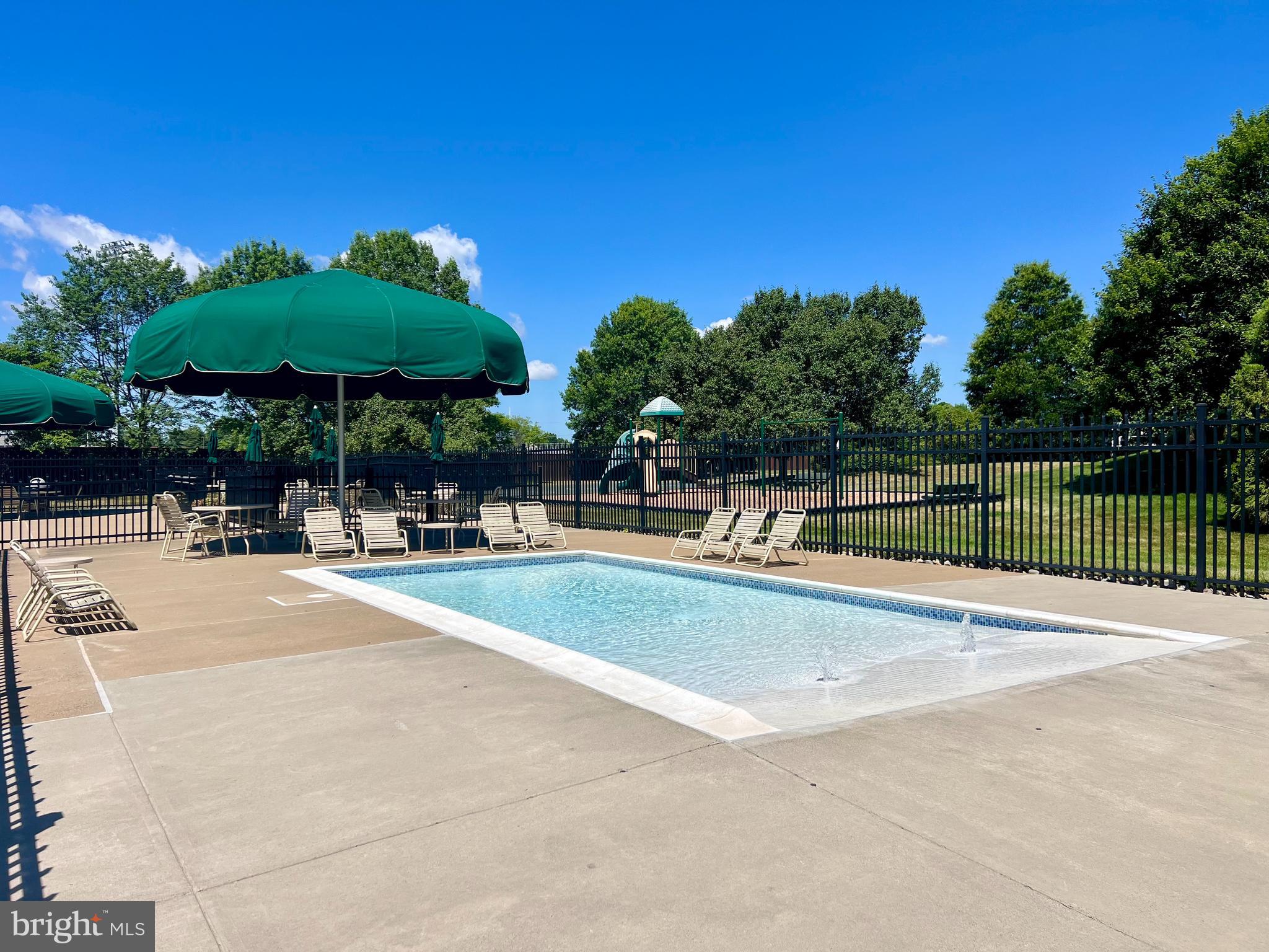 FARMWELL HUNT - Residential