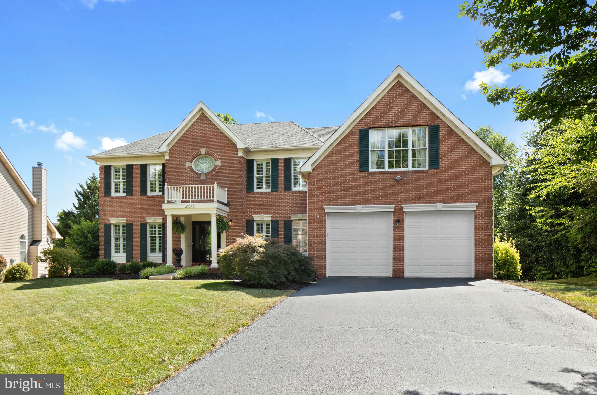 FARMWELL HUNT - Residential