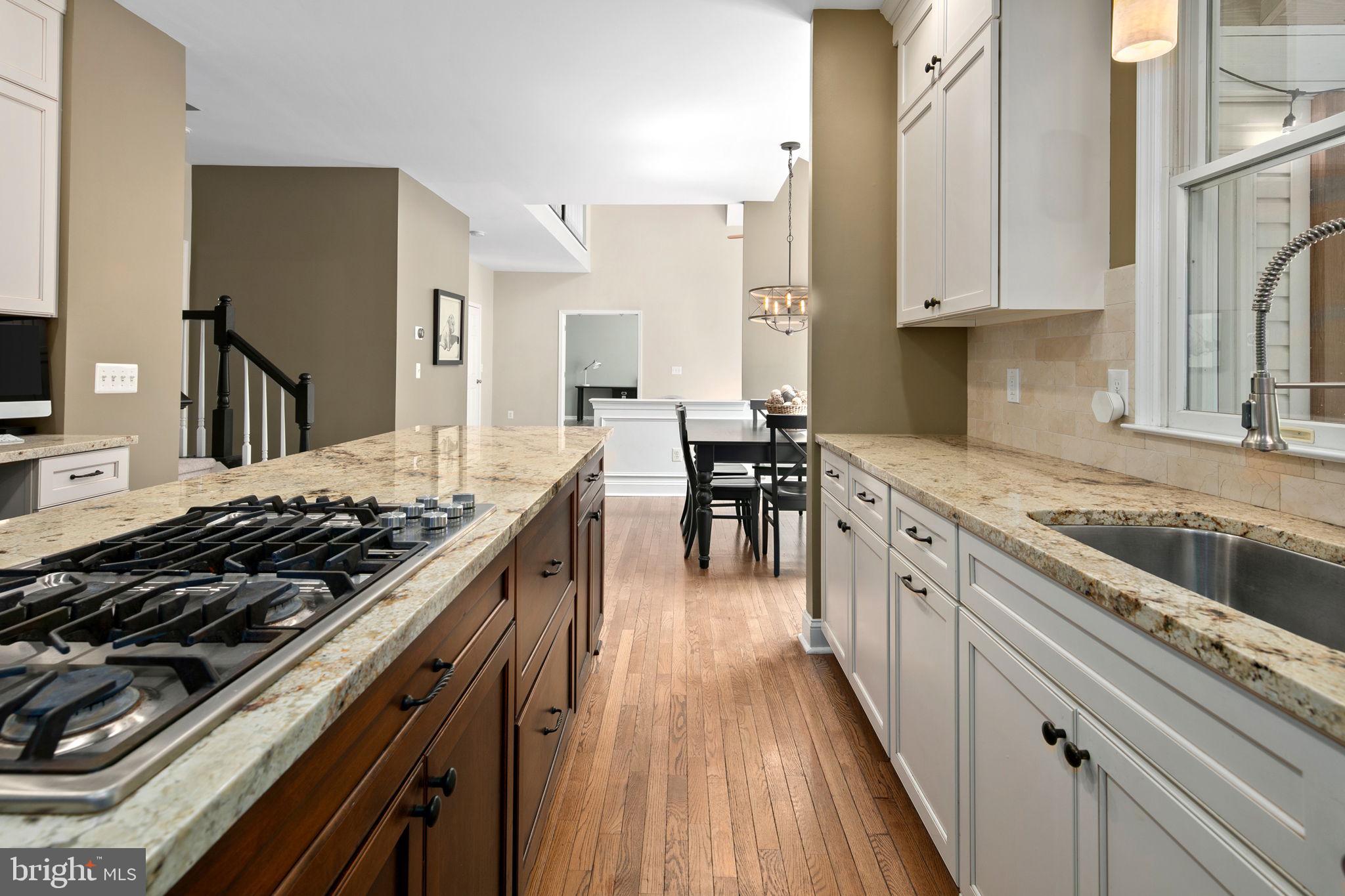 FARMWELL HUNT - Residential