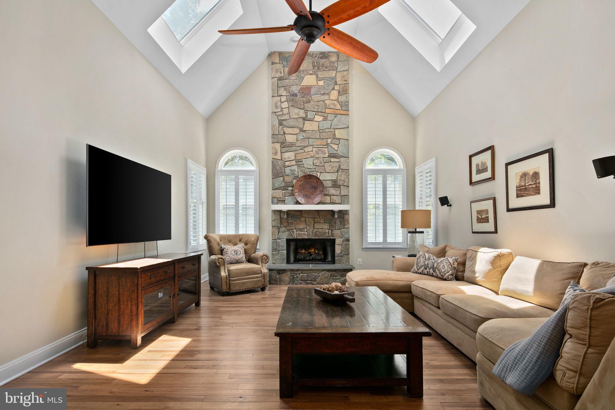 FARMWELL HUNT - Residential