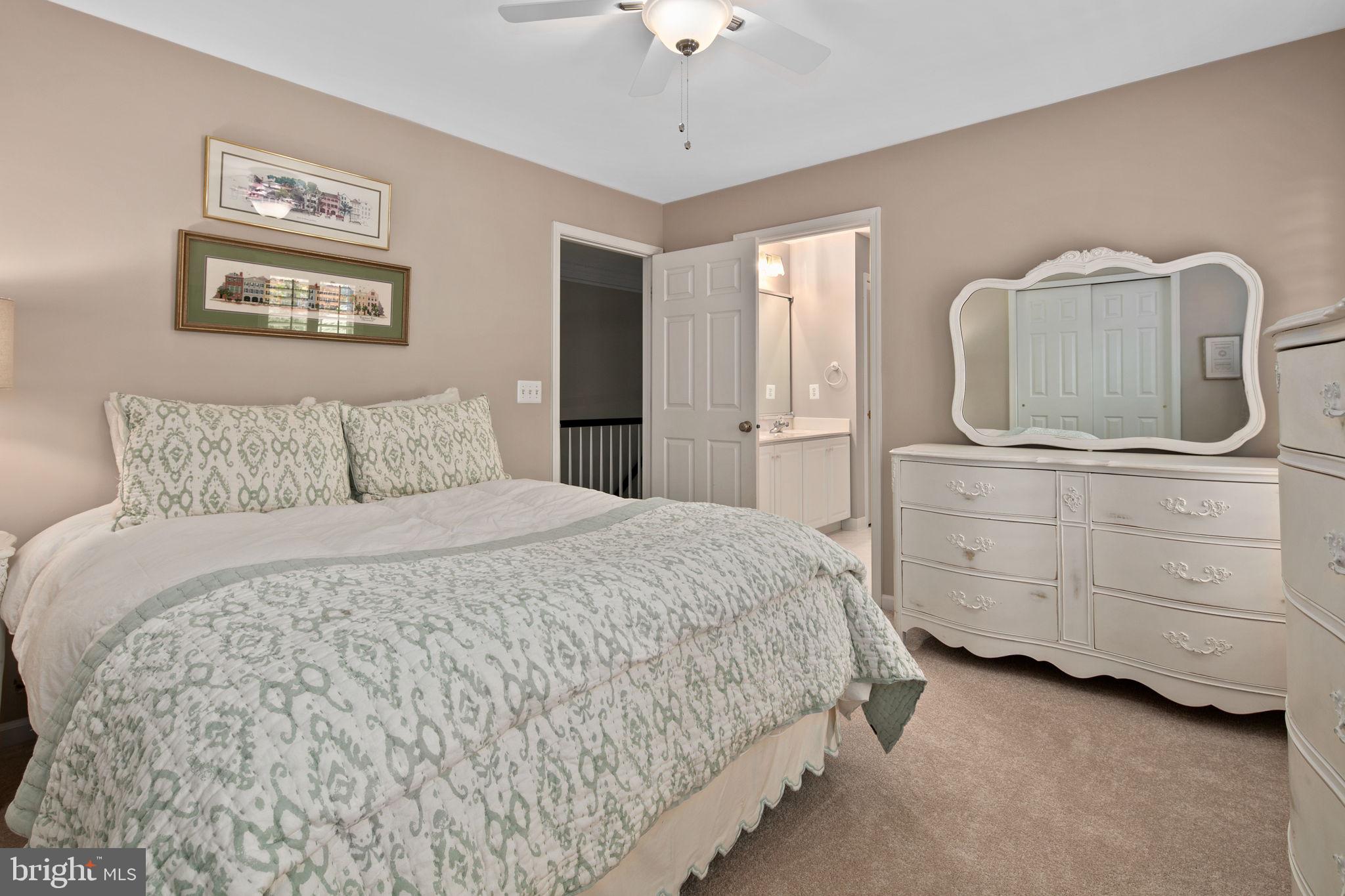 FARMWELL HUNT - Residential