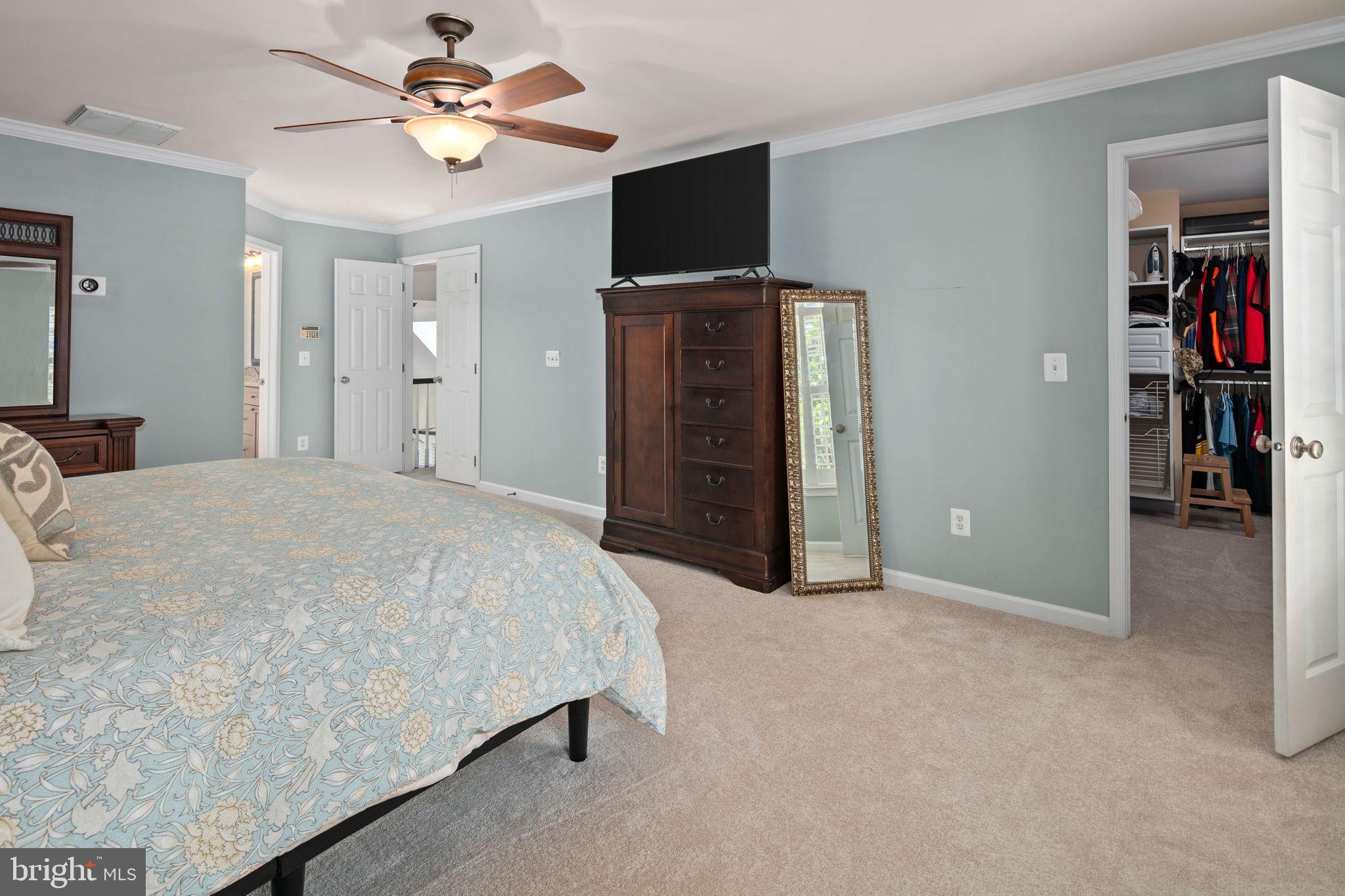 FARMWELL HUNT - Residential