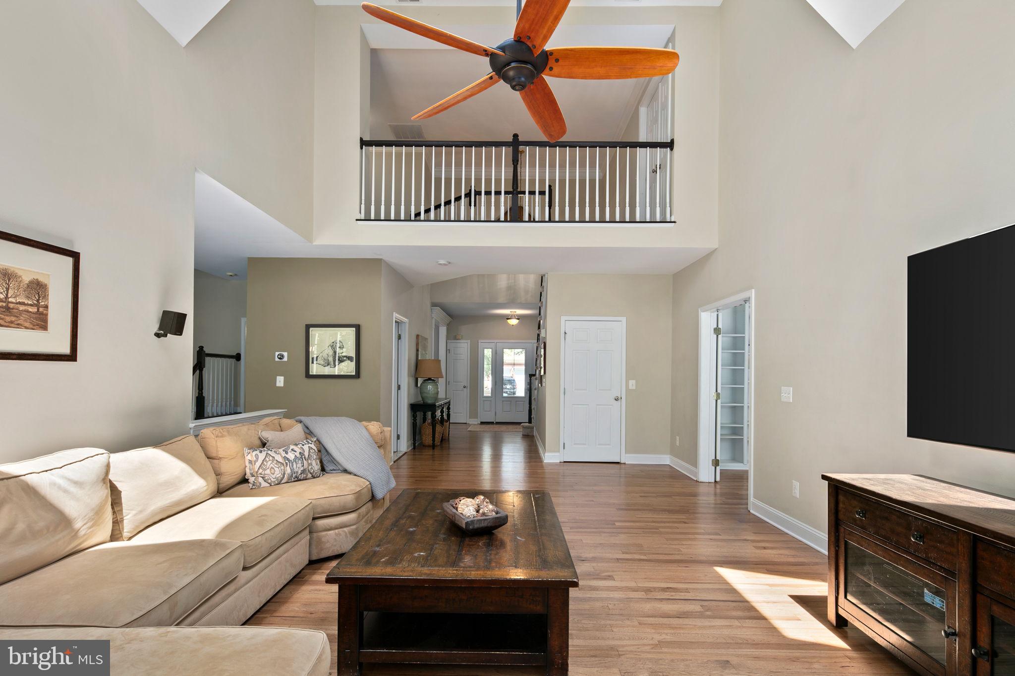 FARMWELL HUNT - Residential