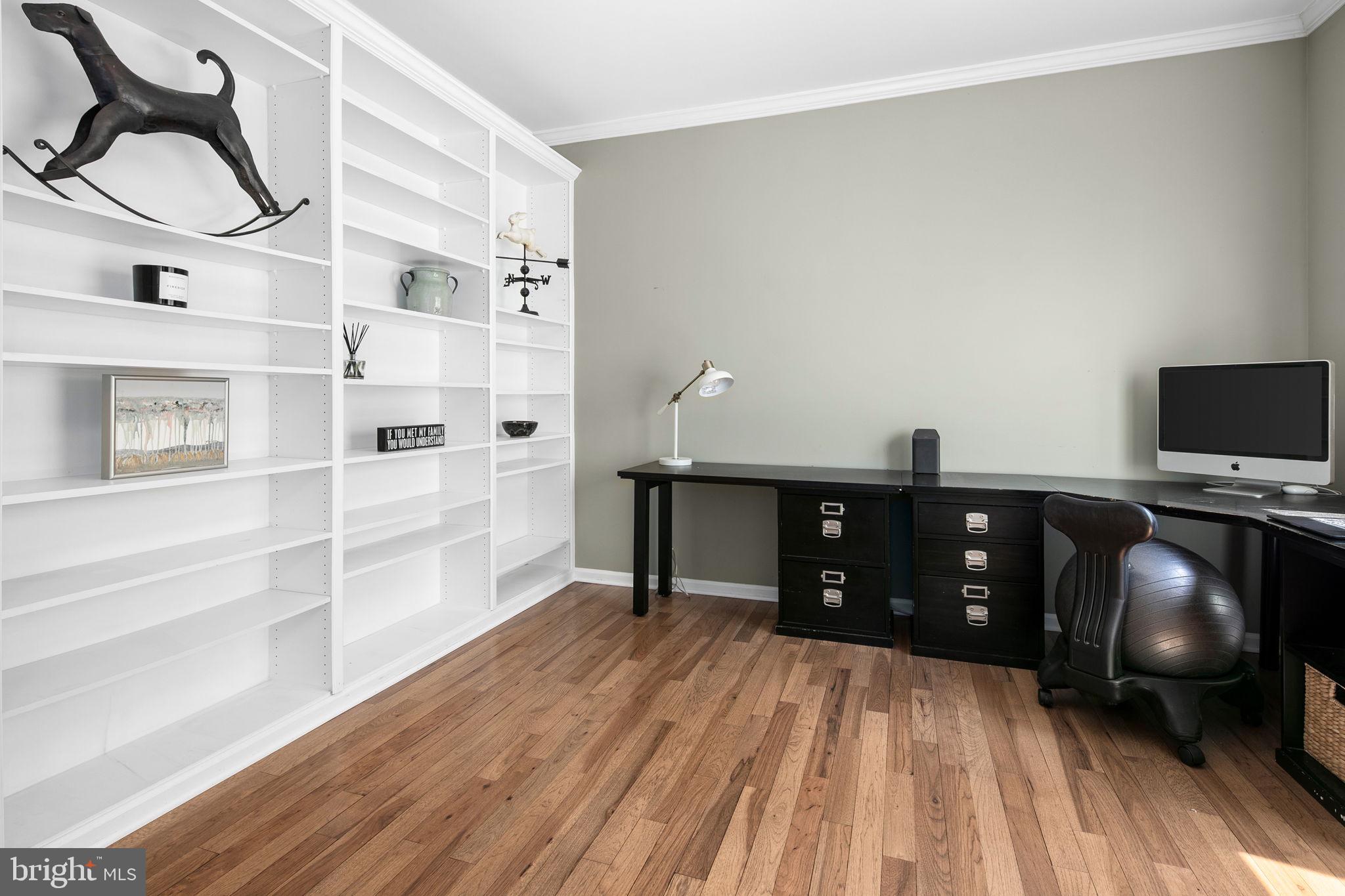 FARMWELL HUNT - Residential