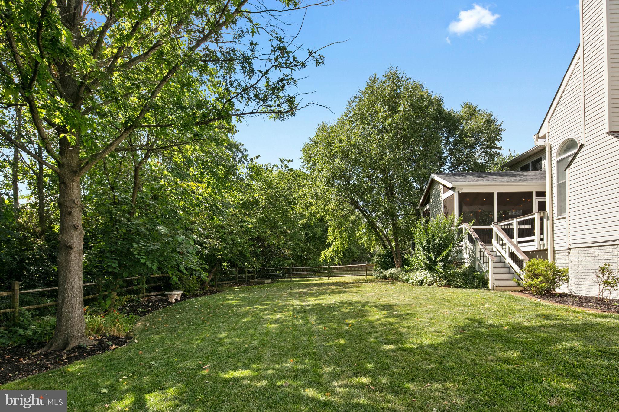 FARMWELL HUNT - Residential