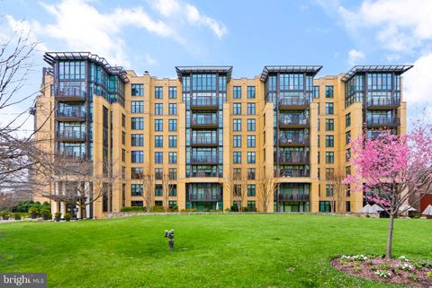 Photo of 4301 Military Road NW #PH4, WASHINGTON, DC 20015 (MLS # DCDC2162132)