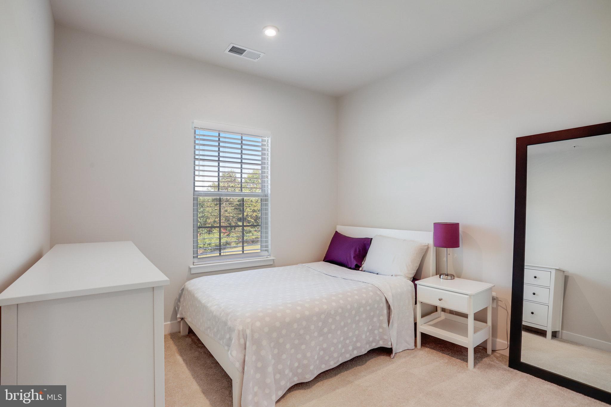 WESTSIDE - Residential