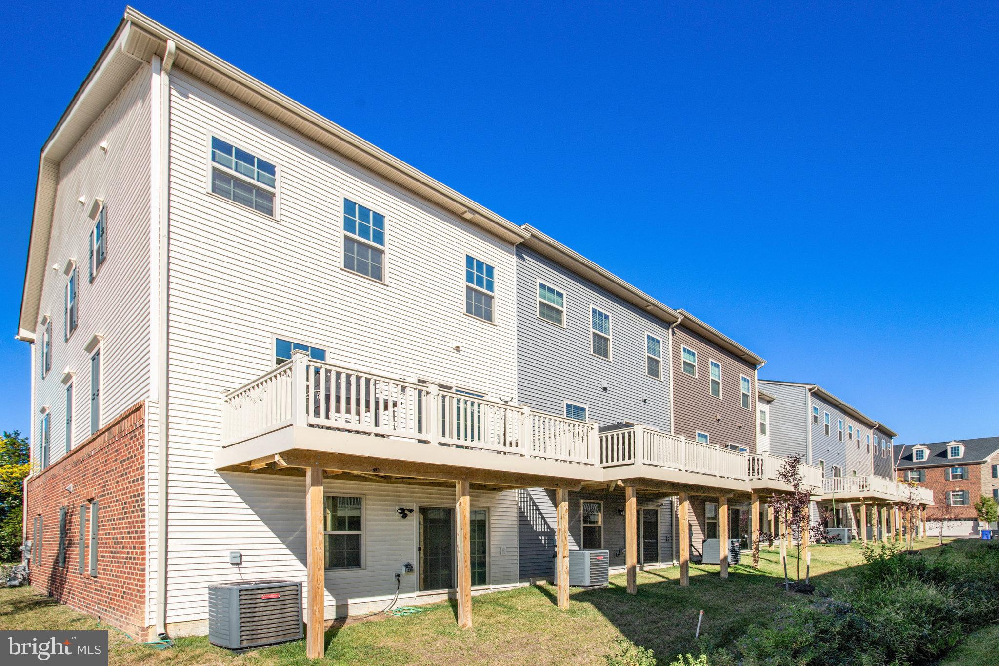 WESTSIDE - Residential