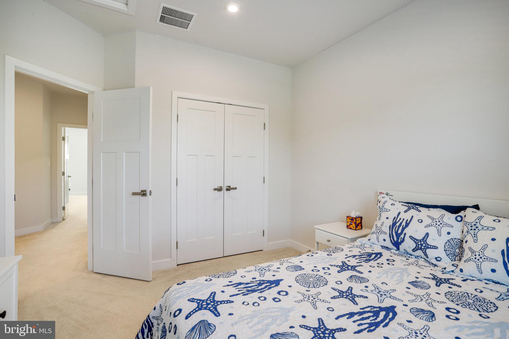 WESTSIDE - Residential