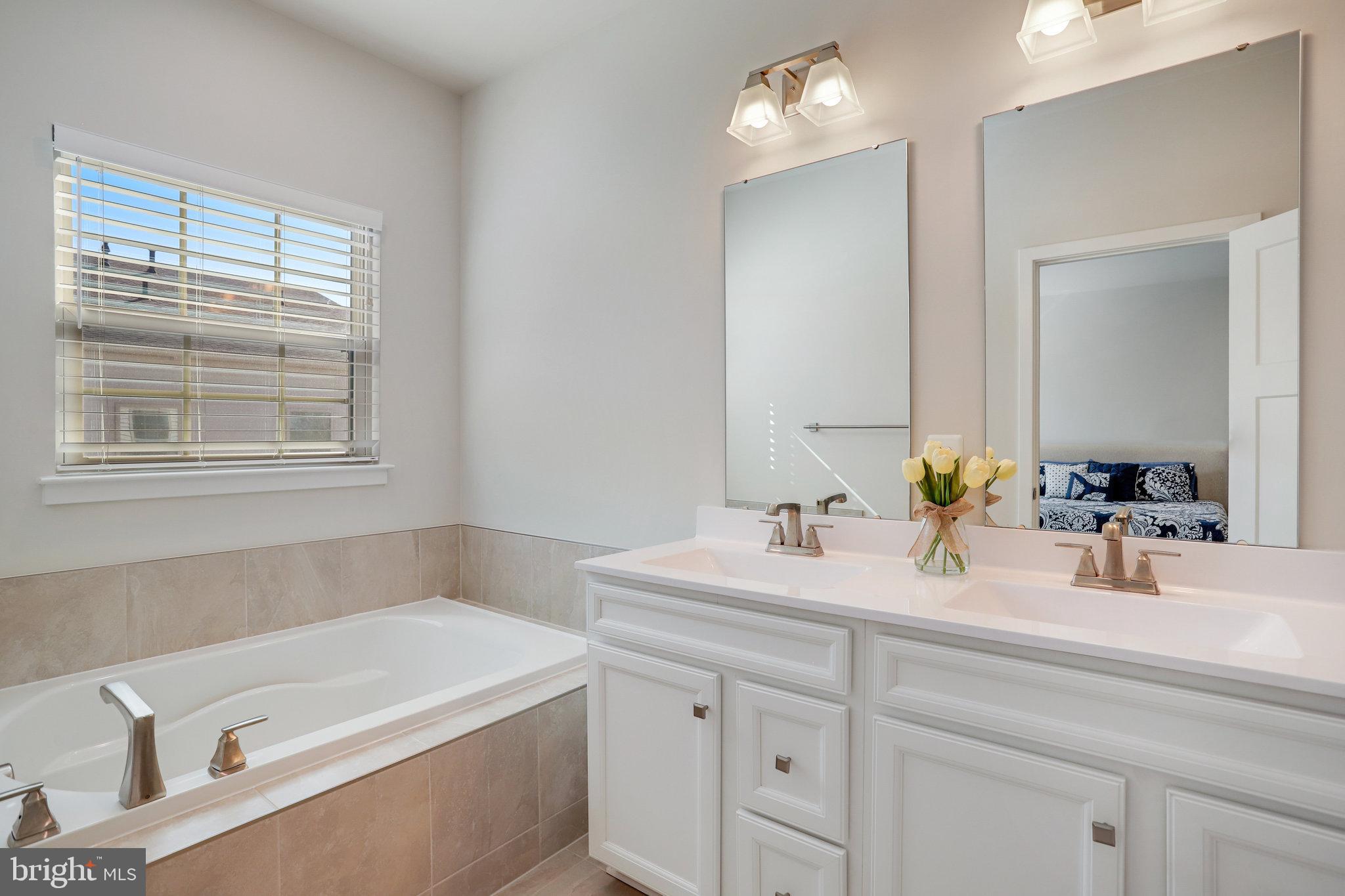 WESTSIDE - Residential