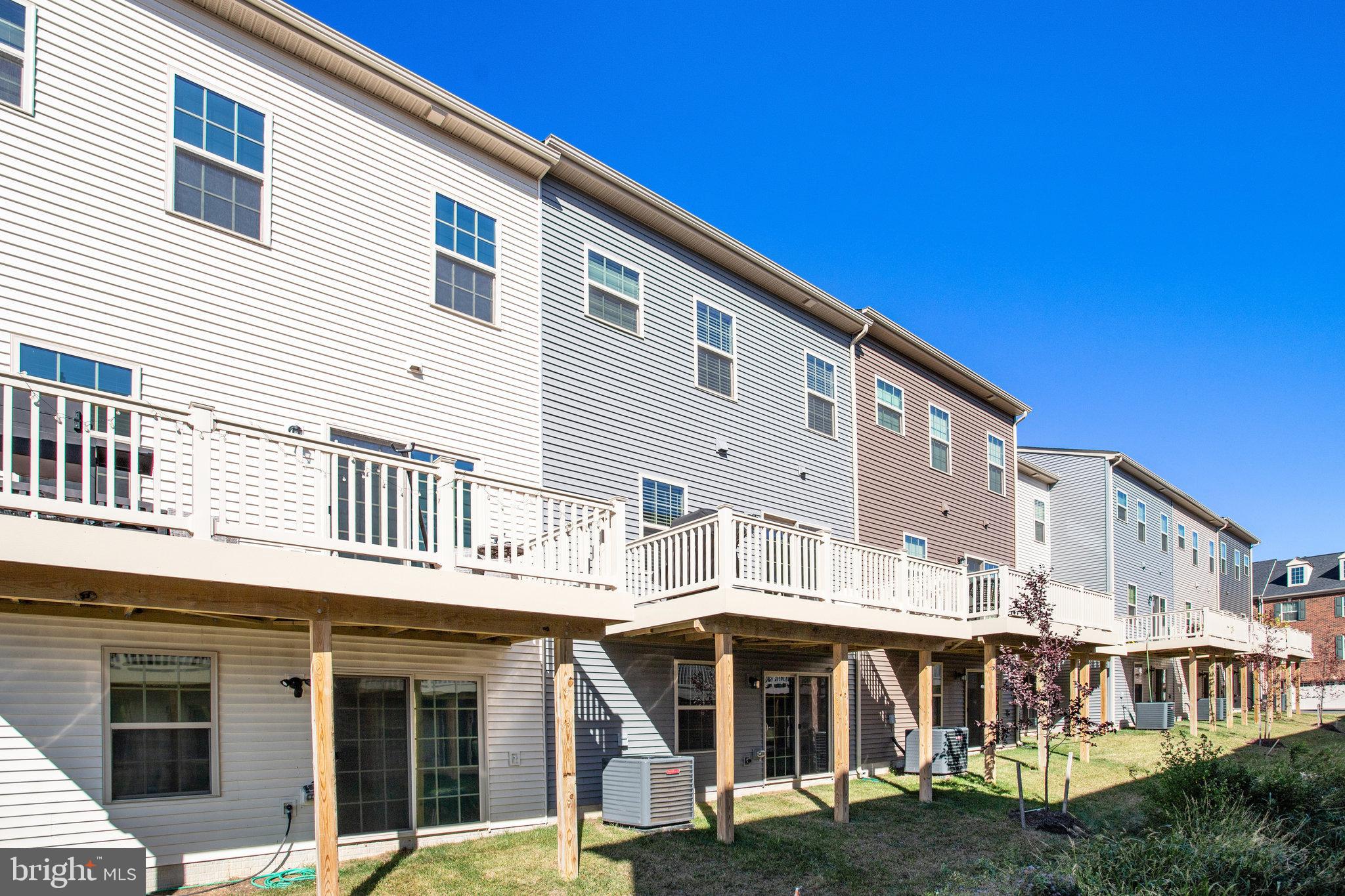 WESTSIDE - Residential