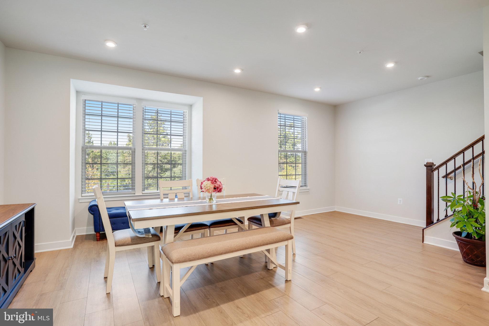 WESTSIDE - Residential