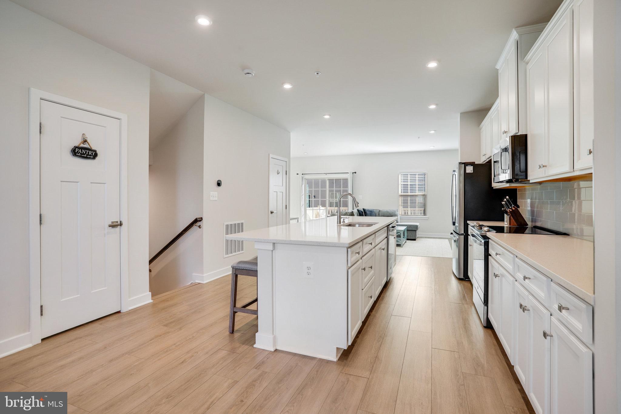 WESTSIDE - Residential