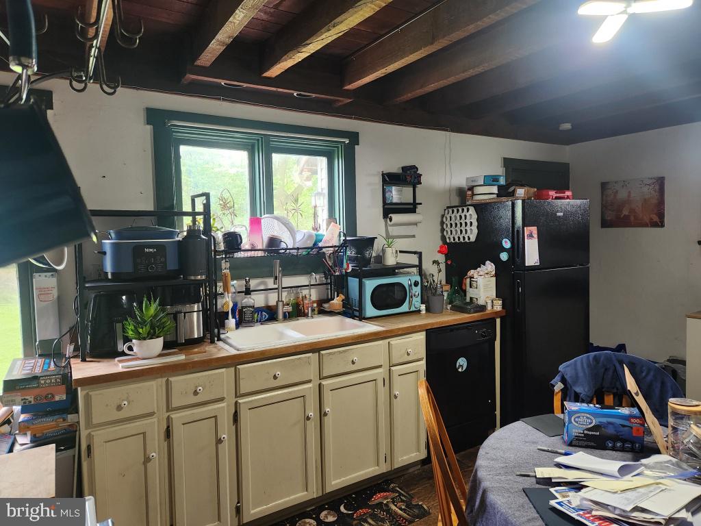 PARADISE TWP - Residential