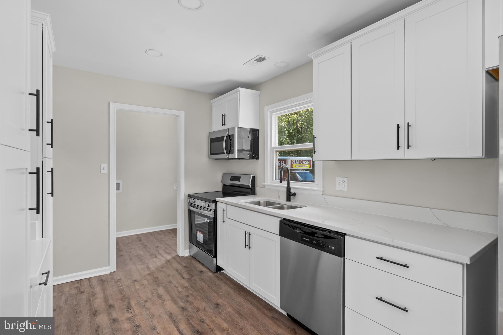 10558 TIDEWATER TRAIL