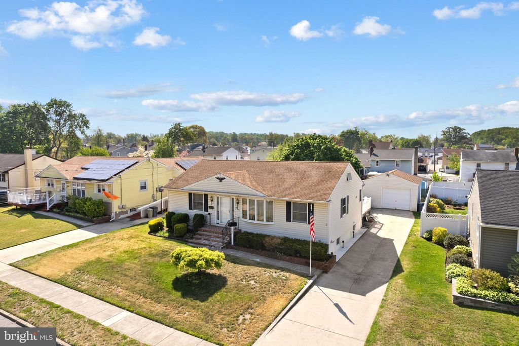 Photo of 744 W 3rd Avenue, RUNNEMEDE, NJ 08078 (MLS # NJCD2115962)