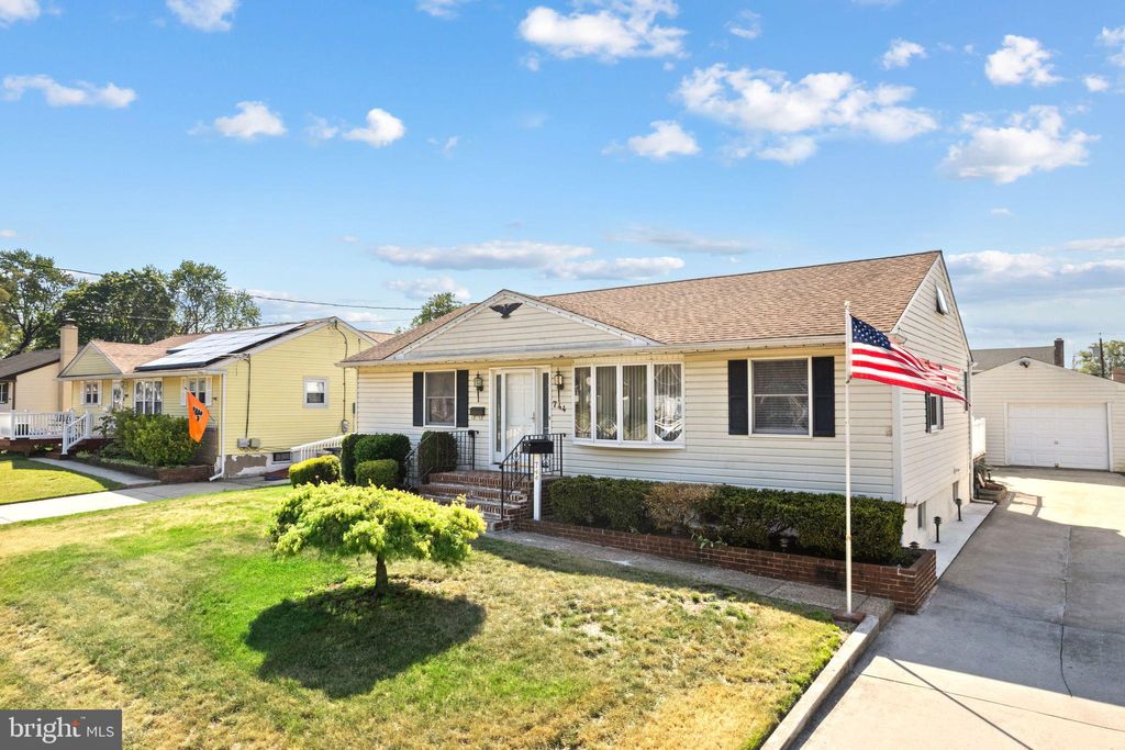 Photo of 744 W 3rd Avenue, RUNNEMEDE, NJ 08078 (MLS # NJCD2115962)