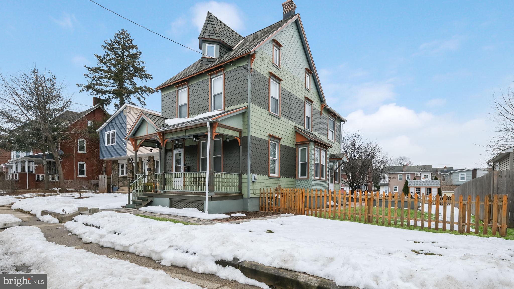 LANSDALE - Residential