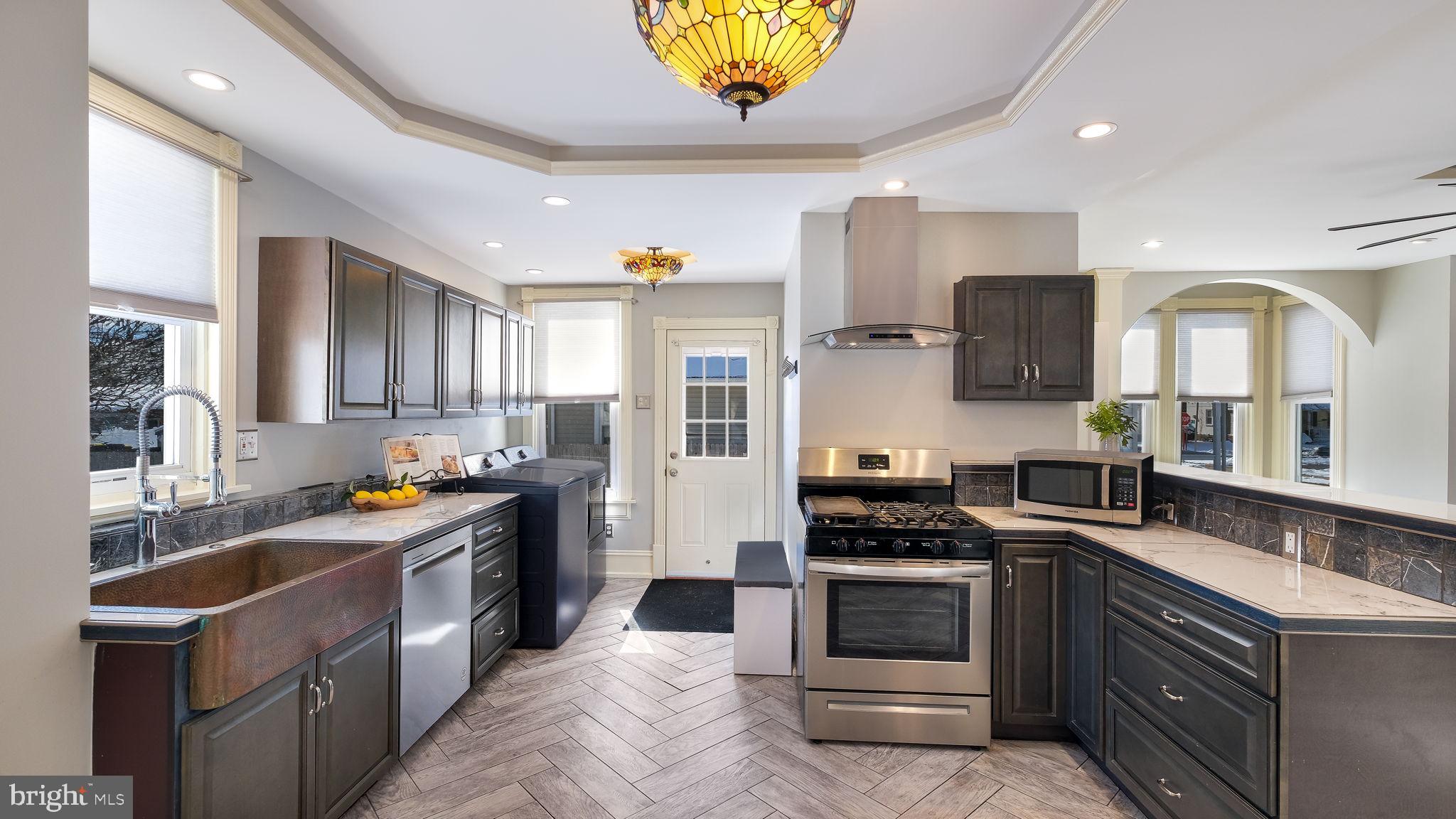 LANSDALE - Residential