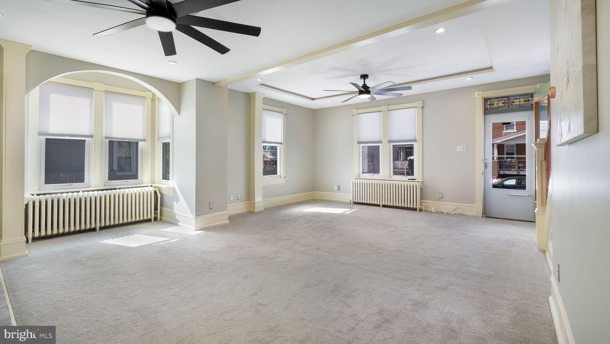 LANSDALE - Residential