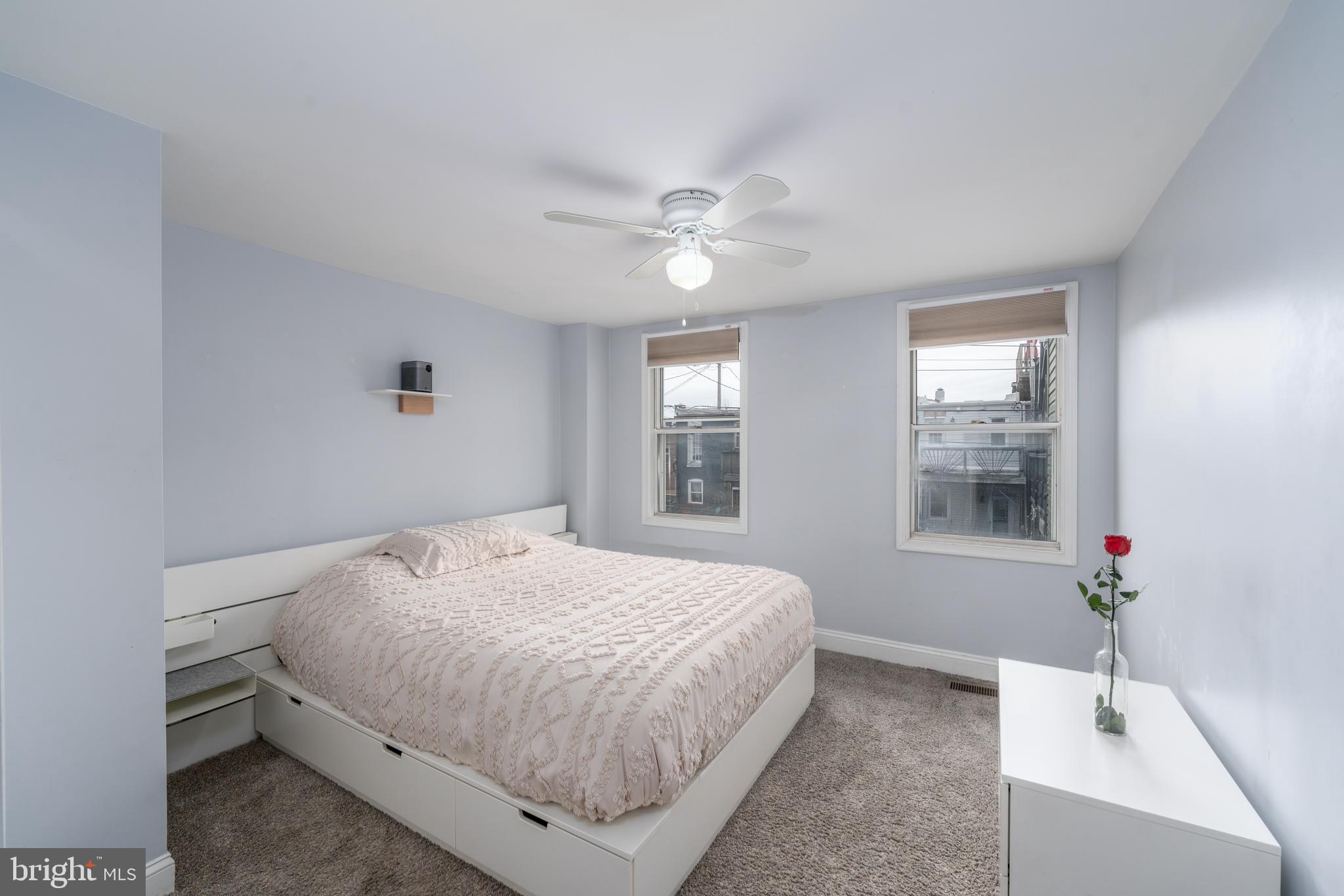 LOCUST POINT - Residential
