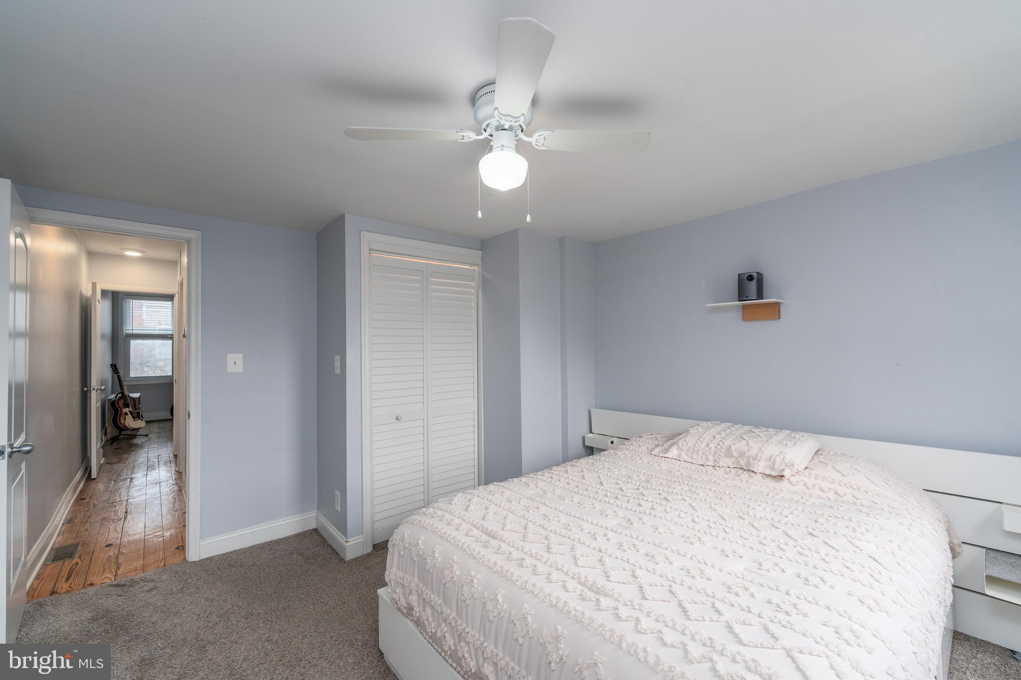 LOCUST POINT - Residential