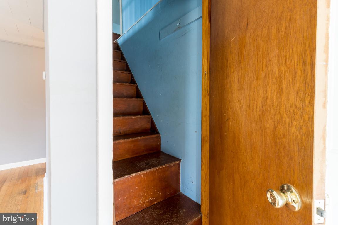 EDGEWATER - Residential