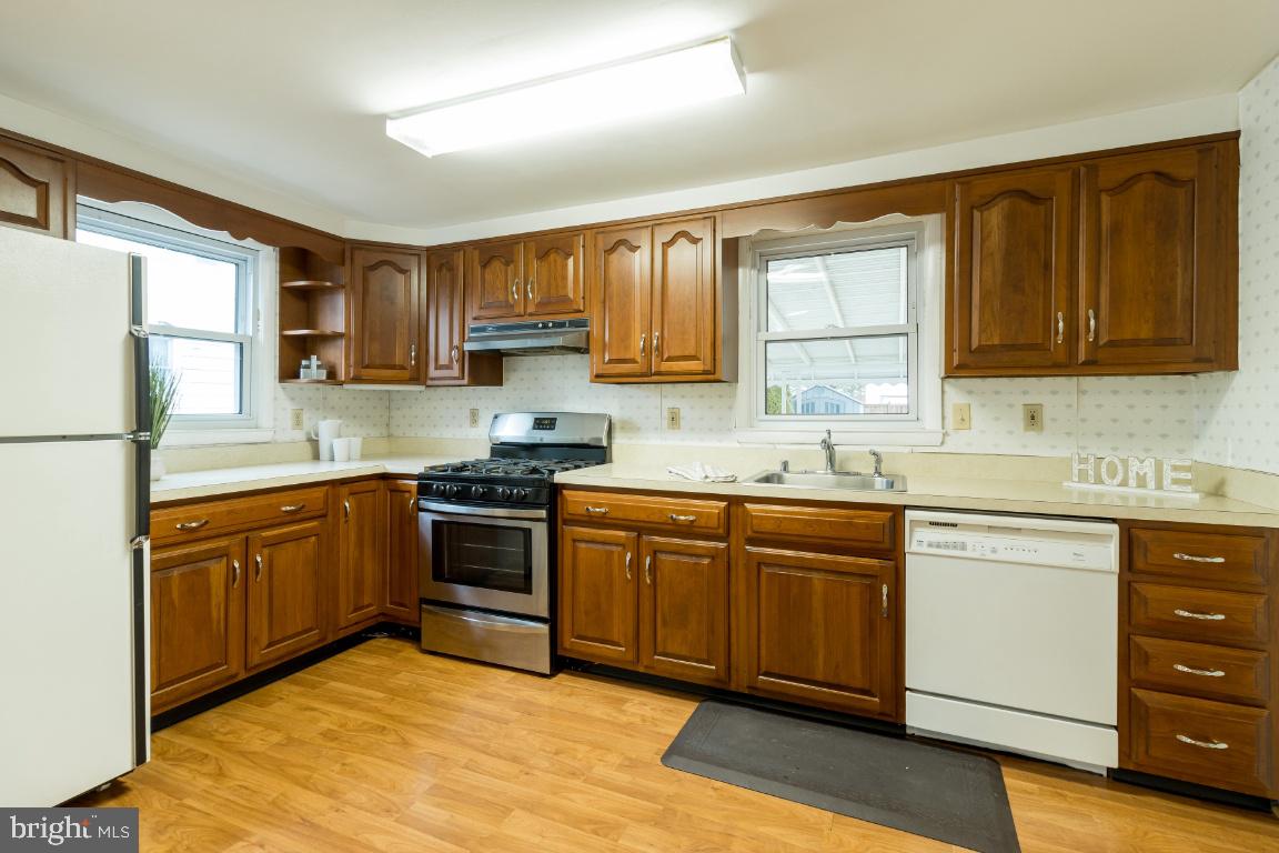 EDGEWATER - Residential