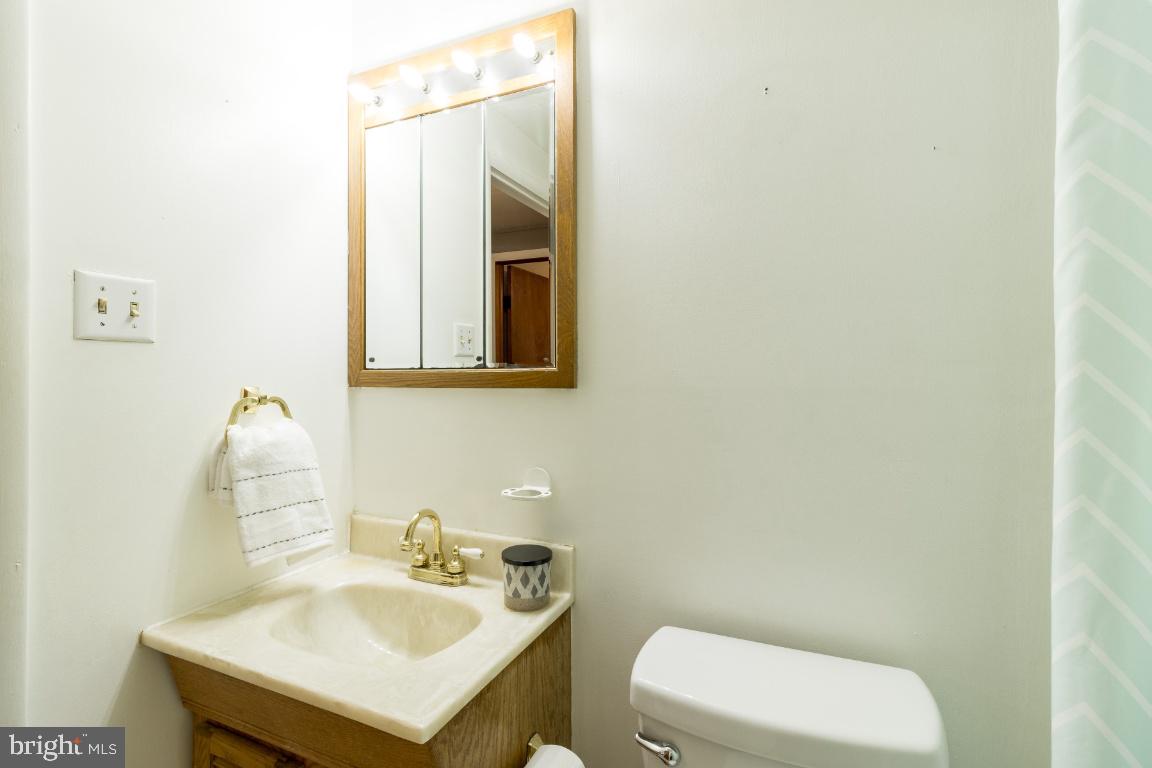 EDGEWATER - Residential