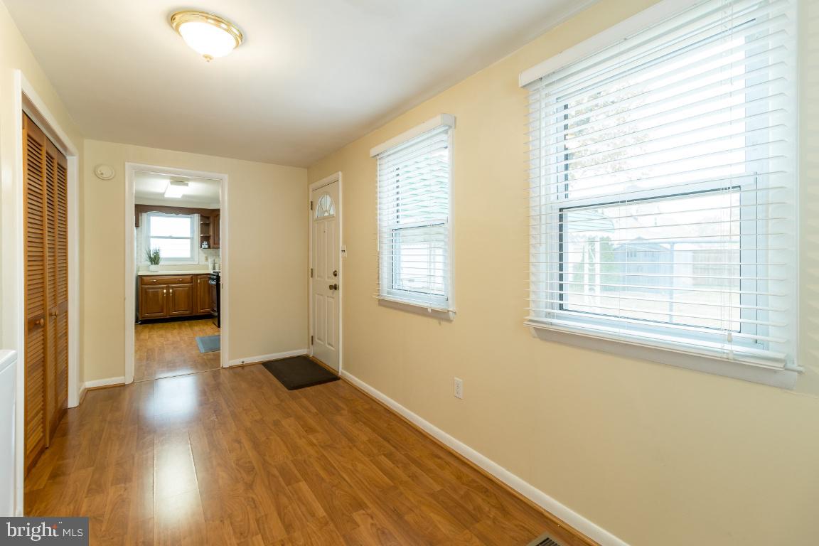 EDGEWATER - Residential