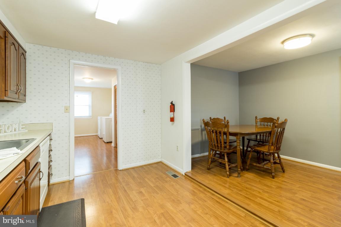 EDGEWATER - Residential