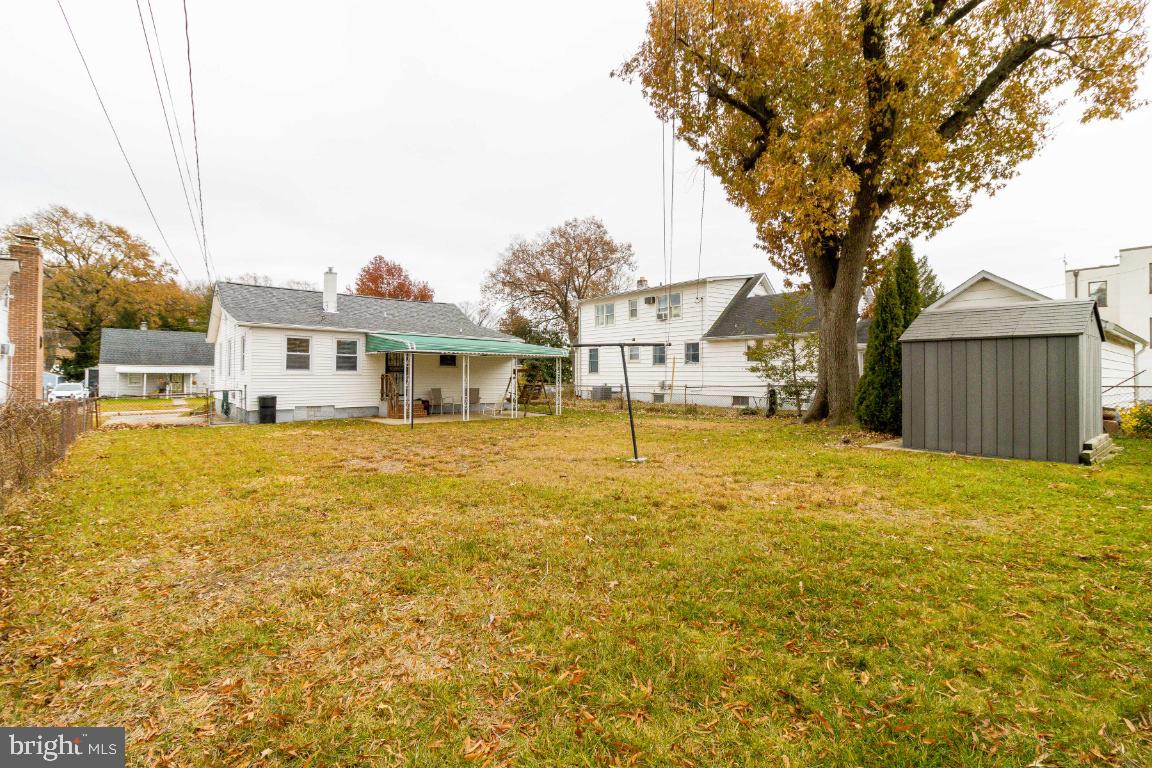 EDGEWATER - Residential