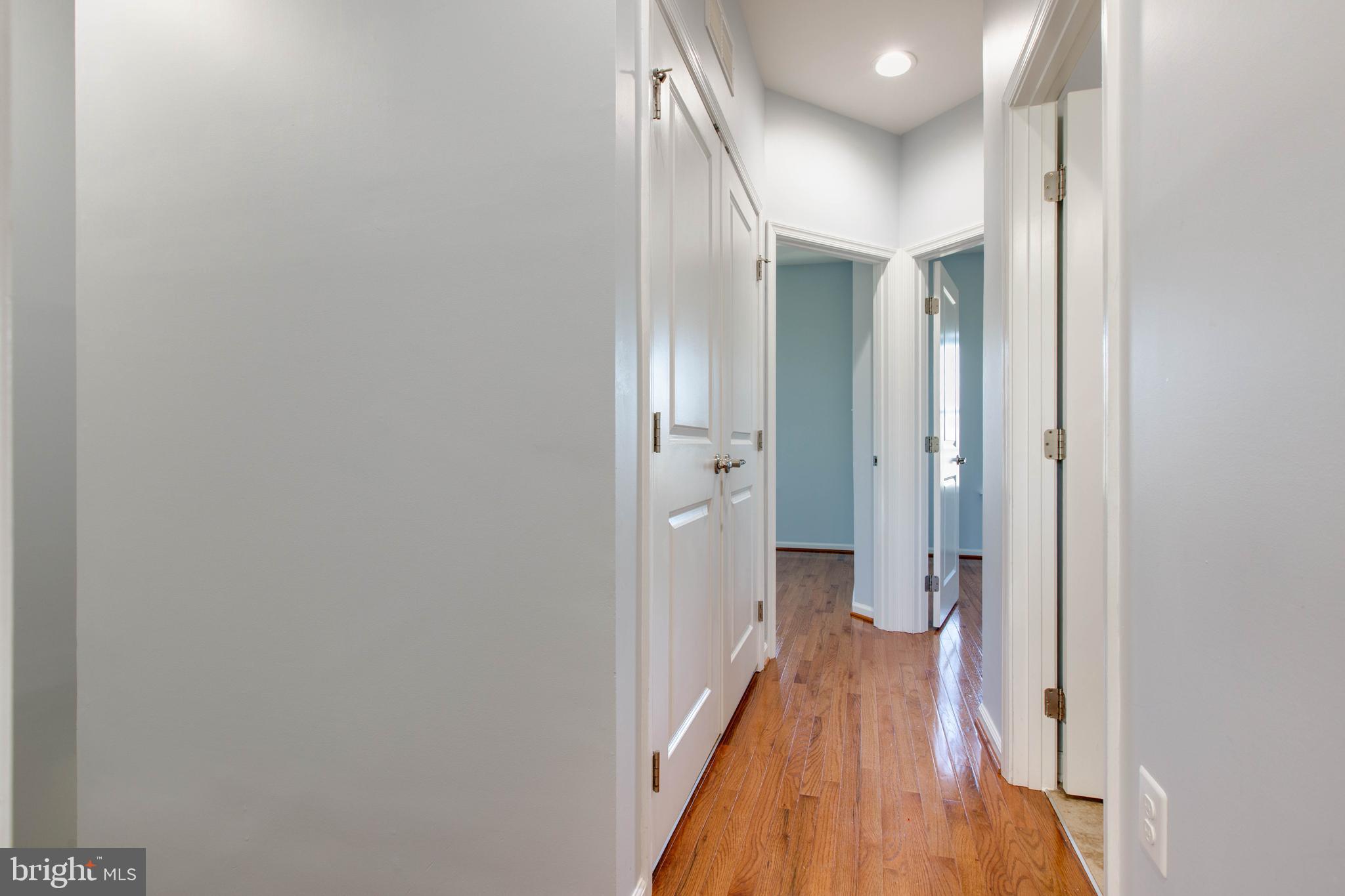 HOWARD SQUARE - Residential