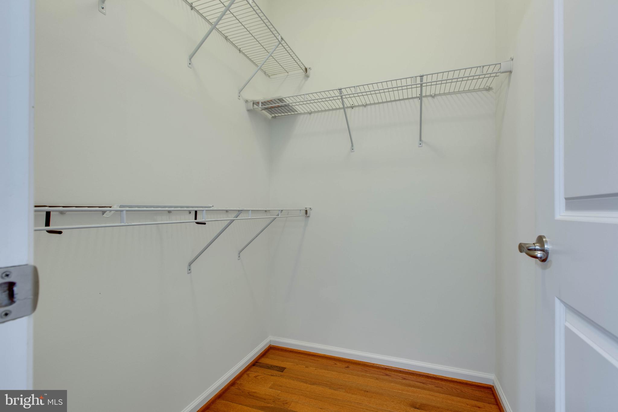 HOWARD SQUARE - Residential