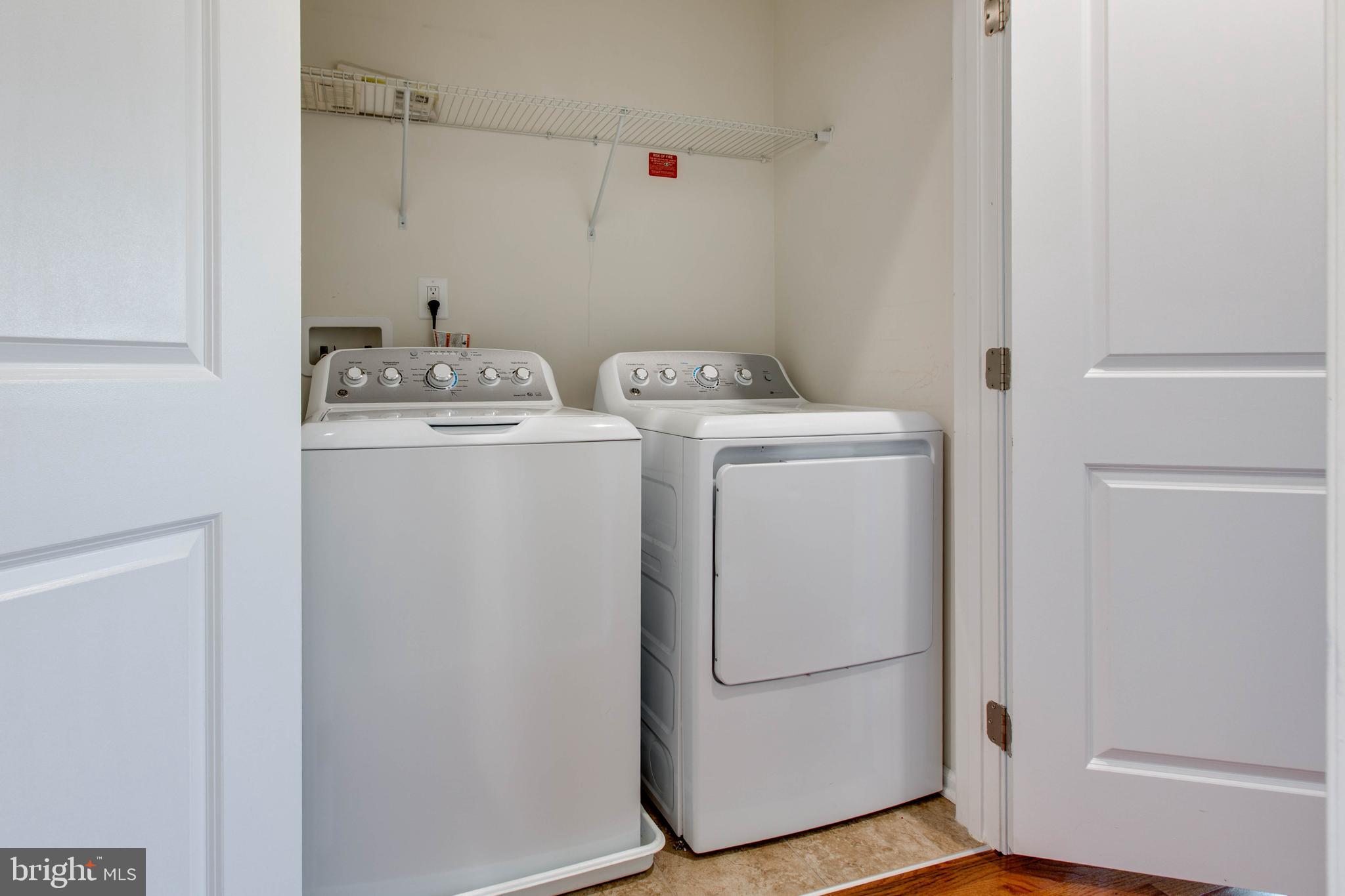 HOWARD SQUARE - Residential