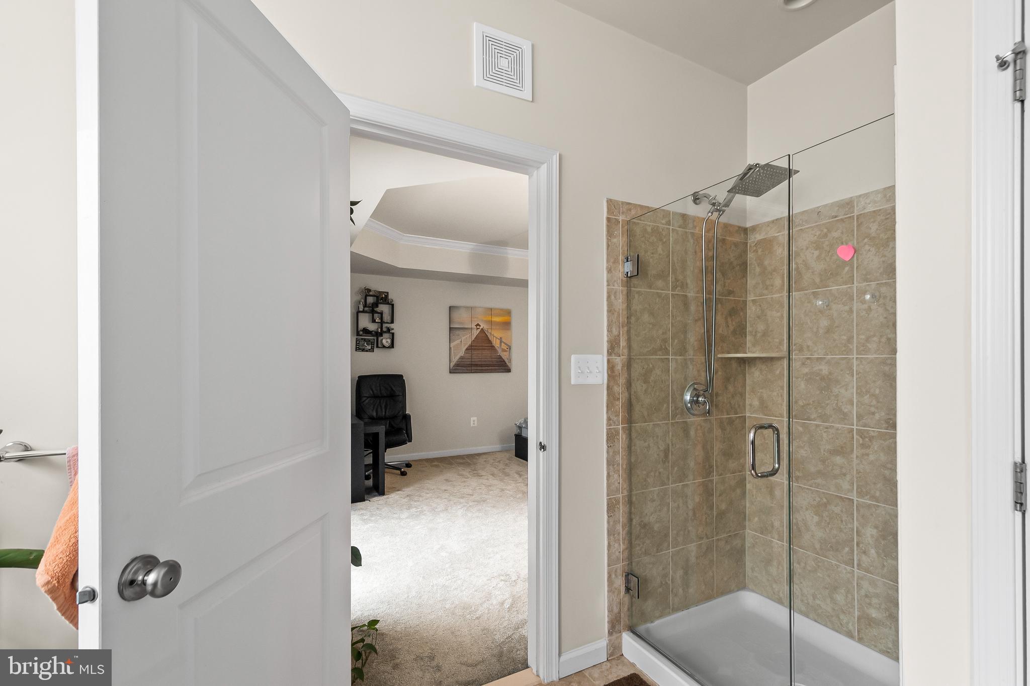 BUCKINGHAM AT LOUDOUN VALLEY - Residential Lease