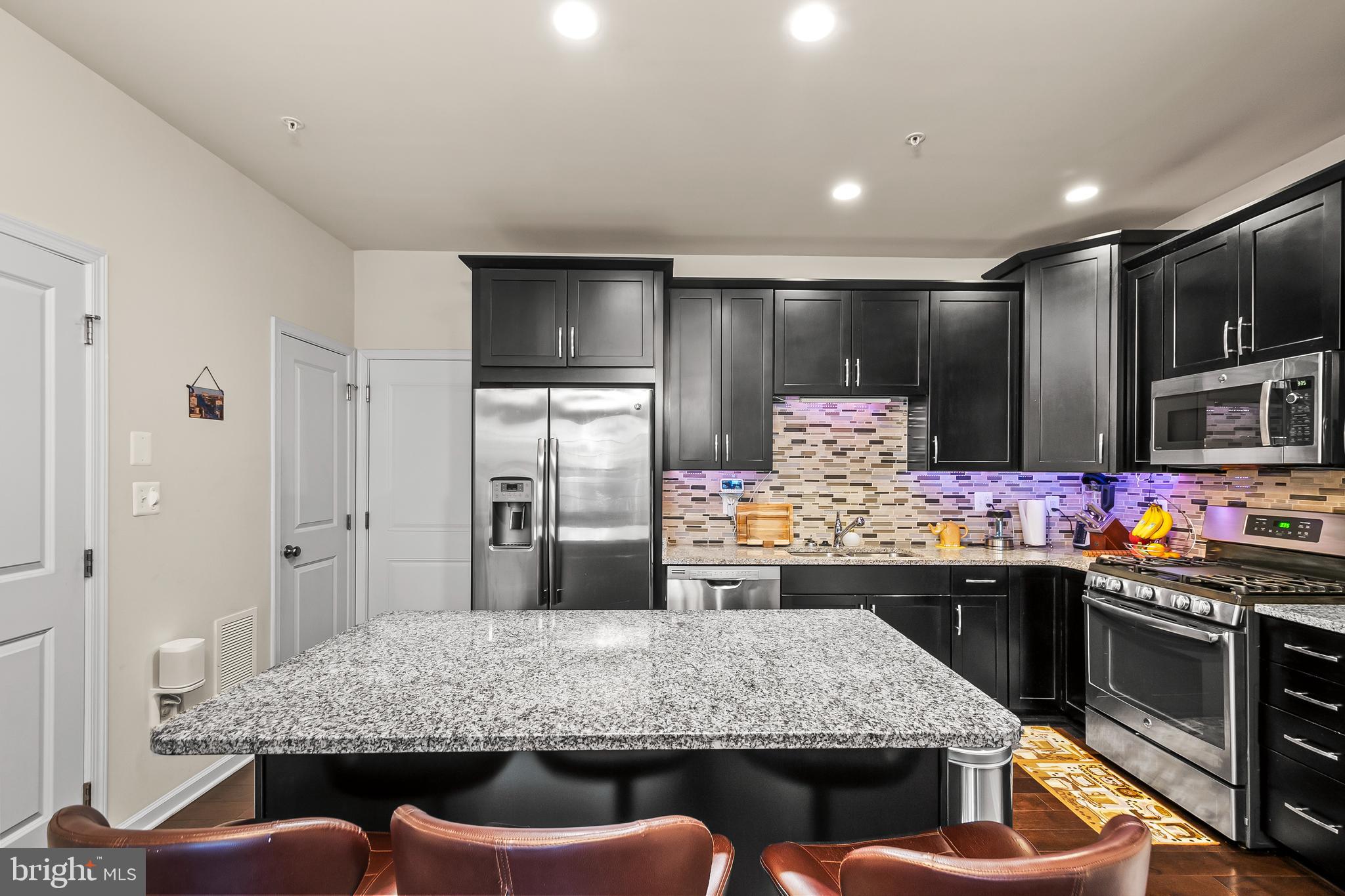 BUCKINGHAM AT LOUDOUN VALLEY - Residential Lease