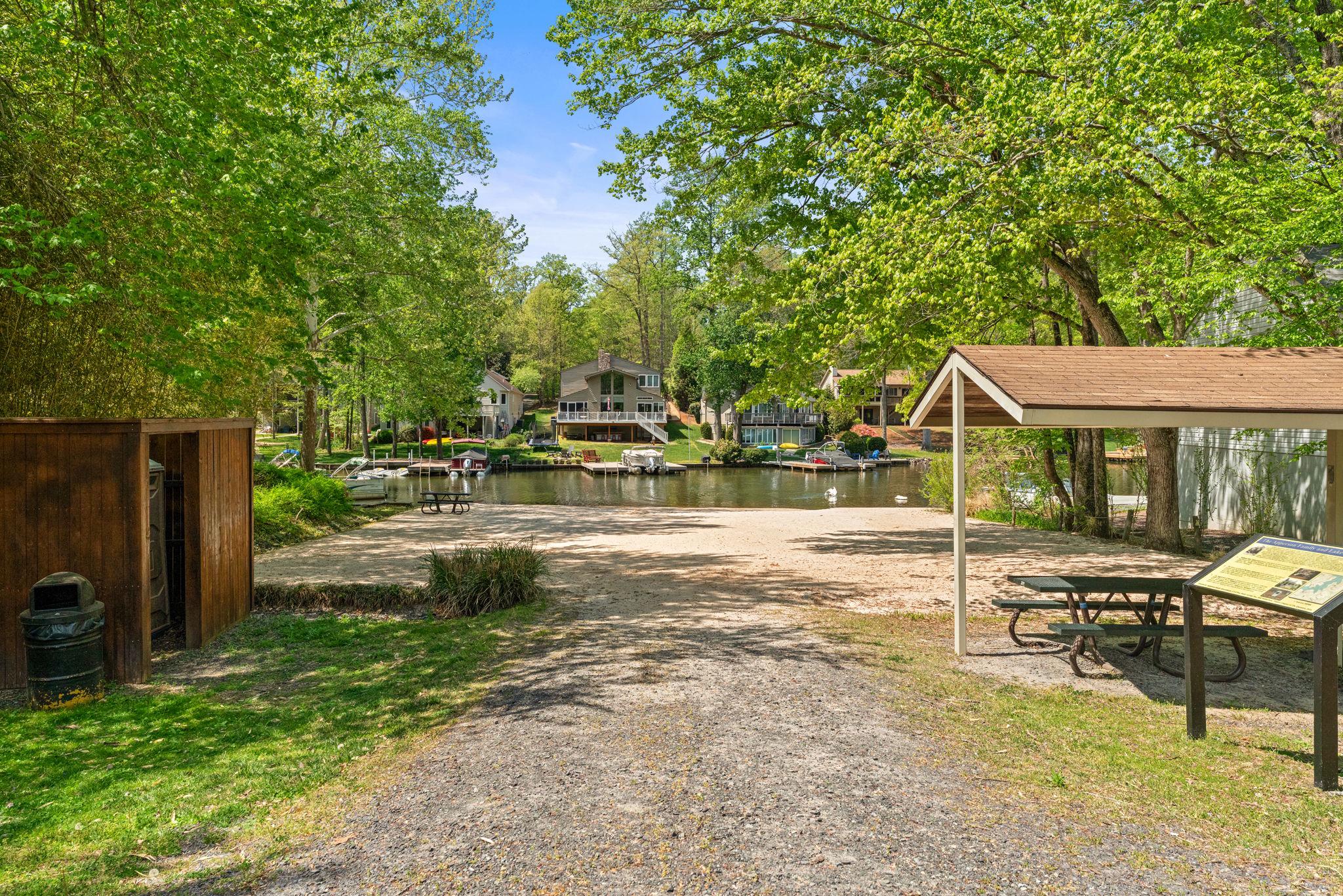 LAKE OF THE WOODS - Residential